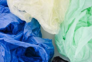Prohibición de bolsas de polietileno no soluciona problema ambiental: Dow