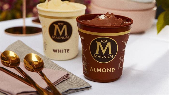 Magnum es la primera marca de helados del mundo que cuenta con un empaque de plástico reciclado, usado y mezclado.
