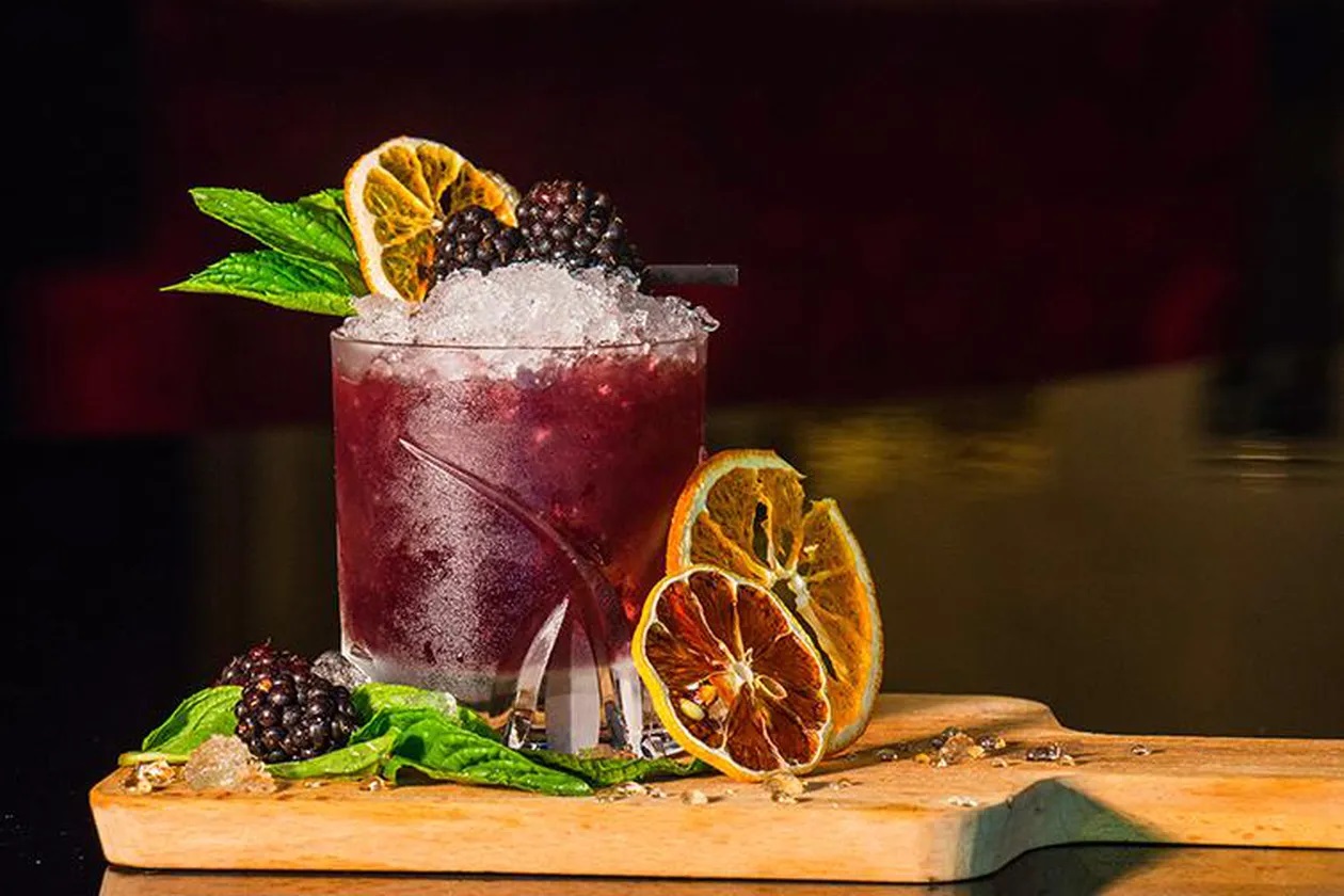 Bebidas: evolucionan al bienestar y brindan experiencias sensoriales