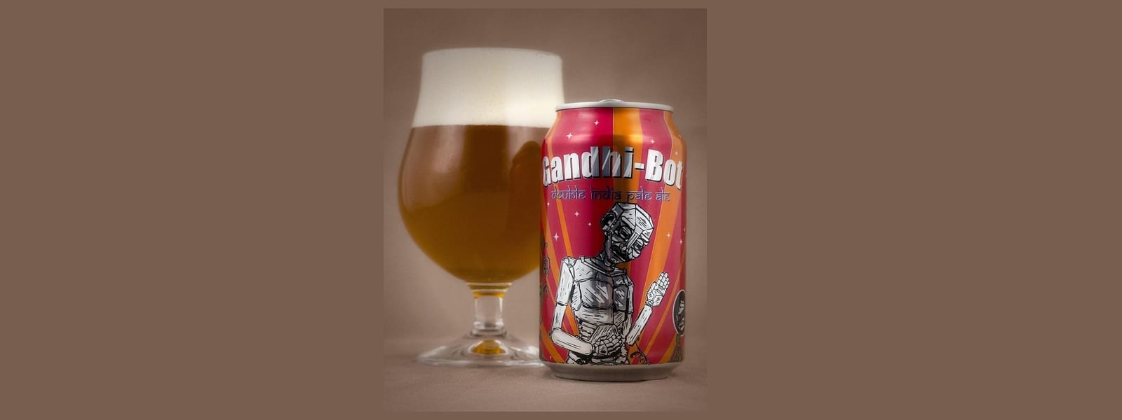 Cerveza con imagen de Gandhi