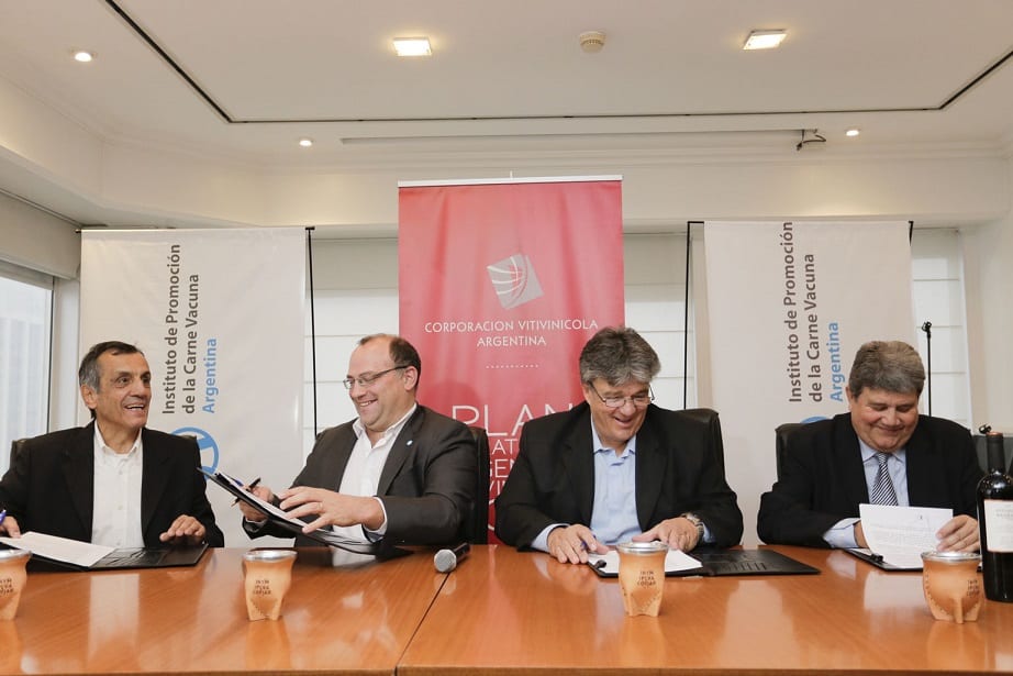 Convenio histórico entre el vino, la carne y la yerba