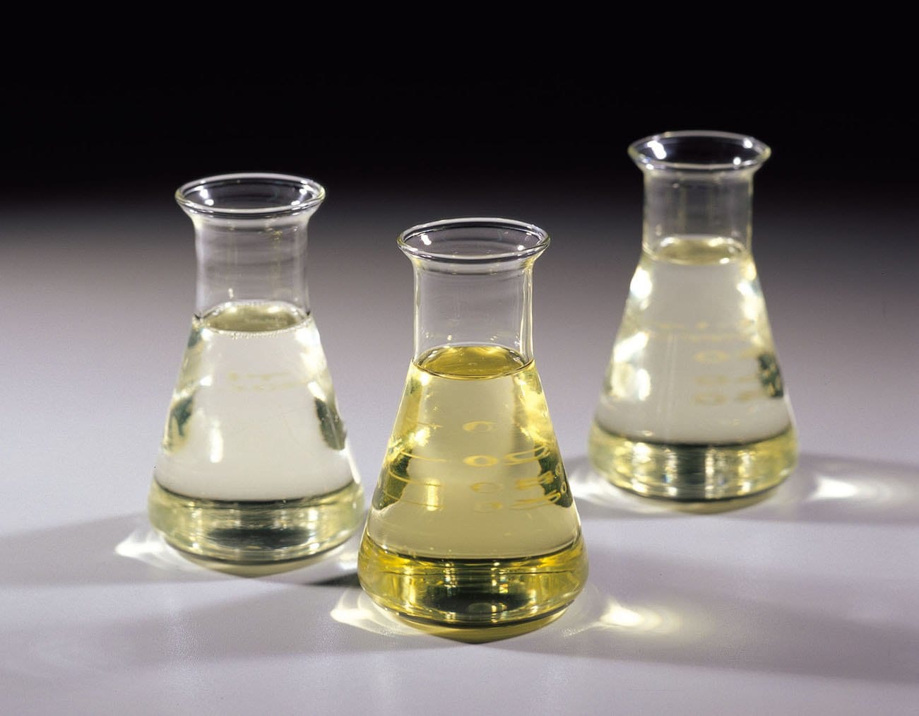 Descubre los emulsificantes más comunes en la industria alimentaria