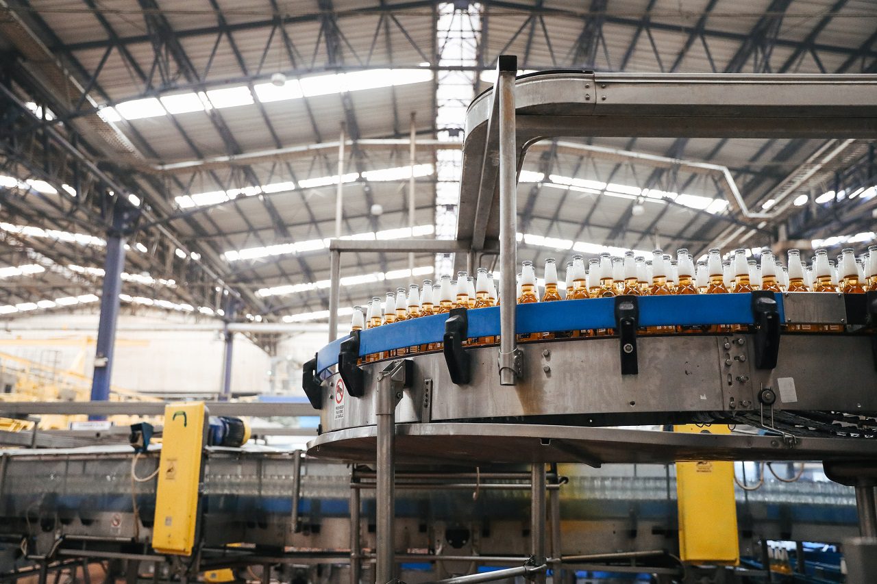 La industria cervecera reduce el uso del agua en su proceso de producción