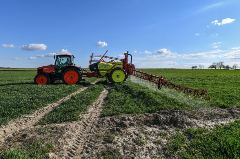 La Eurocámara pide que la UE sea menos dependiente de la importación de fertilizantes