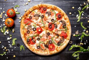 pizza-celebra-su-dìa