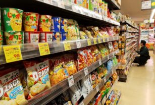 Los precios volvieron a subir en Japón un 3,1 % en marzo por los alimentos