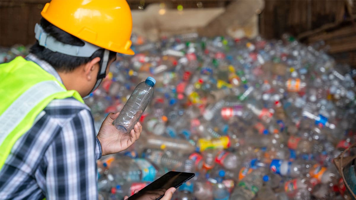 Reciclaje de plástico cumple con calidad e inocuidad