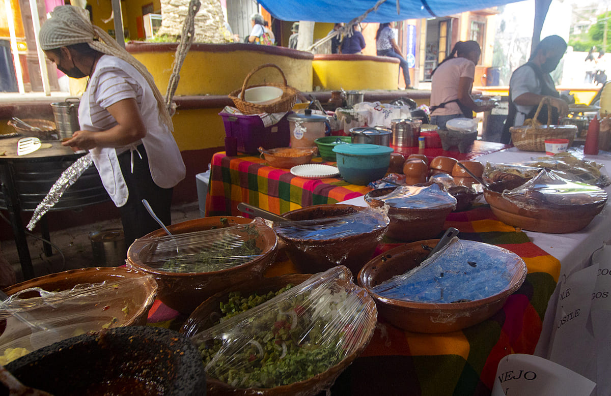 Realizan en el centro de México un festival para reconocer la cultura y cocina hñähñu