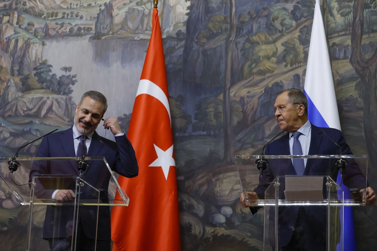 Lavrov pide garantías para volver a acuerdos del grano y niega crisis alimentaria mundial