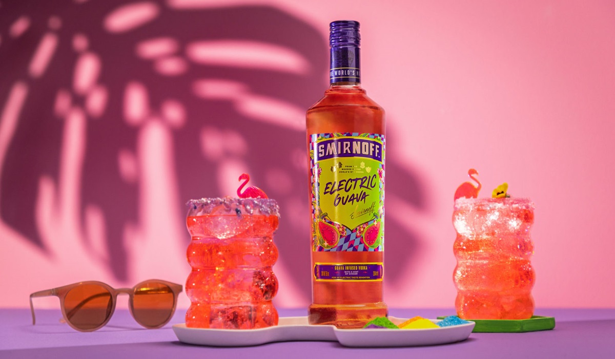 Llega al mercado mexicano la nueva bebida Smirnoff Electric Guava