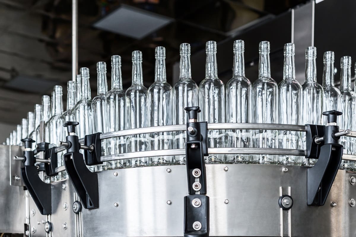 La industria del vidrio innova para mantener el dominio en los envases para bebidas con alcohol