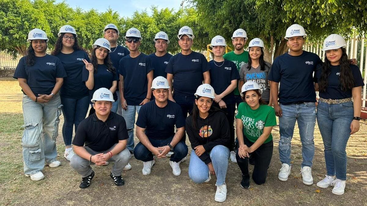 Fundación Alsea y aliados instalan torre de agua en escuela de Jalisco